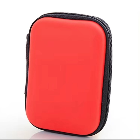 NWT Jewelry Accessories Storage Box or keep your ear pods in one place!! - Picture 2 of 6